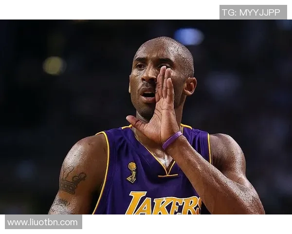 科比布莱恩特传奇生涯回顾与影响力探讨：篮球之神的光辉岁月